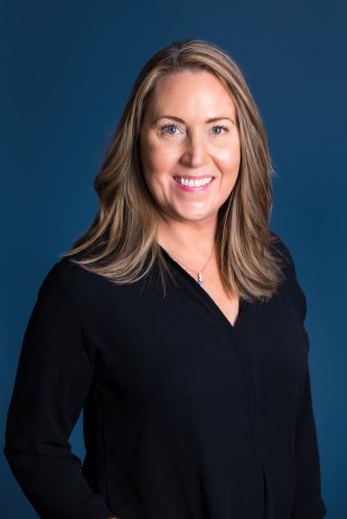 Beth Oppenheimer, Headshot